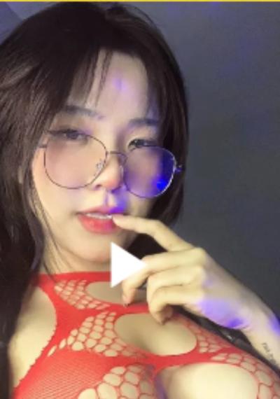 ดูหนังออนไลน์ คลิปหลุด ดาวTiktok สาวหมวยหน้าหวานนมใหญ่ xxx มาพร้อมกับชุดตาข่ายแดง โชว์หัวนมสุดเสียว หัวนมโคตรน่าดูด แม่งน่าเย็ดชิบหาย